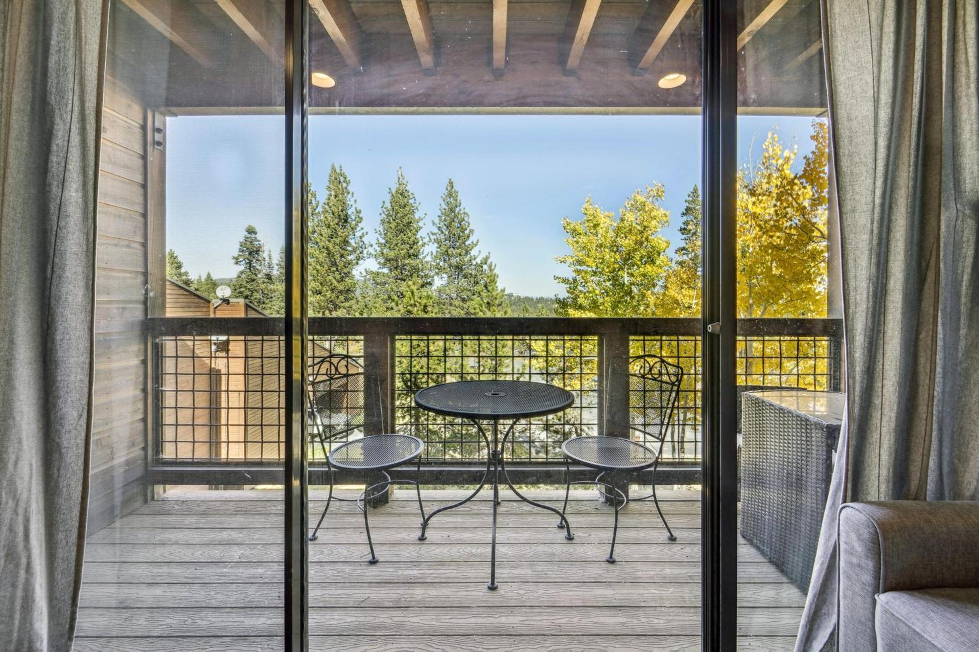 Truckee Studio With Balcony And On-Site Skiing! ภายนอก รูปภาพ